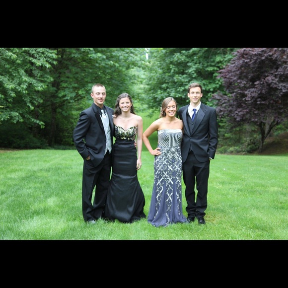 Prom dress/ bridesmaid dress - Picture 3 of 4